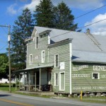 Hillsboro store stands along US 219