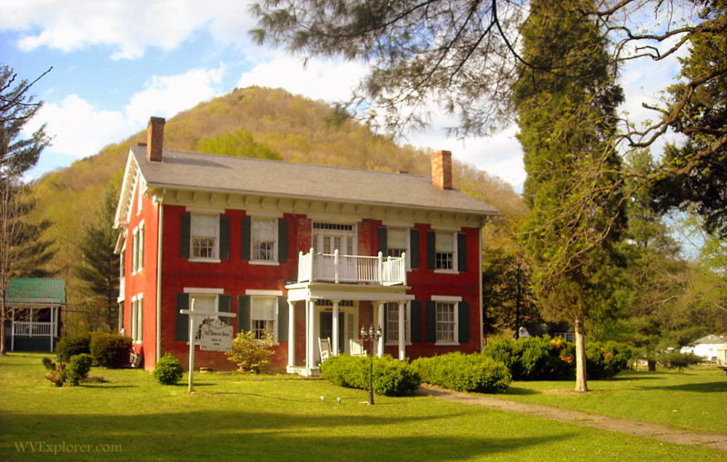 Landmark home at Cedar Grove