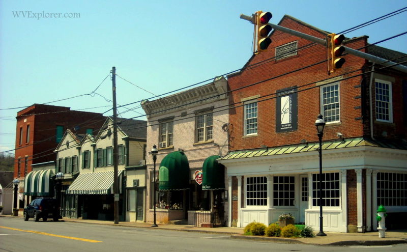 Shops in downtown Barboursville