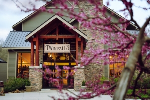 Lodge at Twin Falls State Park