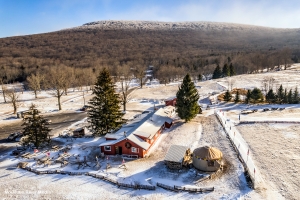 White Grass has earned such a reputation that it frequently appears on national lists, including USA Today’s “Best Cross-Country Ski Resorts.” (Photo: Mountain River Media)
