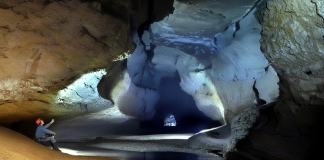 Beneath West Virginia’s Greenbrier Valley, a vast underground world draws adventurers One of the most extensive cave networks in North America lies beneath the Greenbrier Valley in West Virginia.